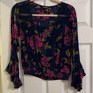 Express Women's Navy and Pink Floral Top
